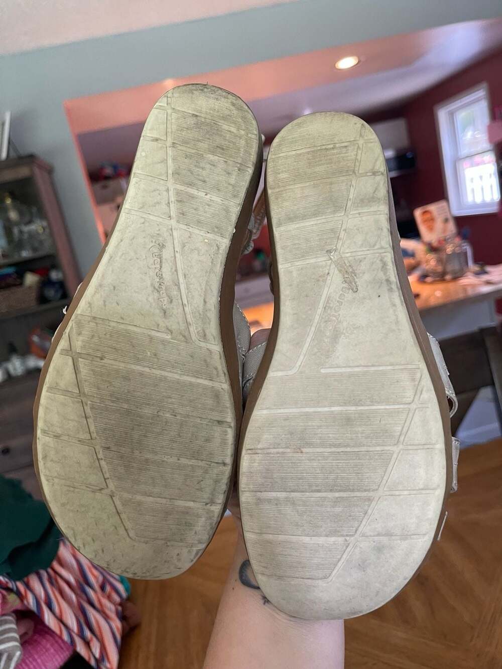 Bare Traps Messina Comfort Wedge Sandals Taupe Strappy Ankle Strap 8M - Picture 8 of 9